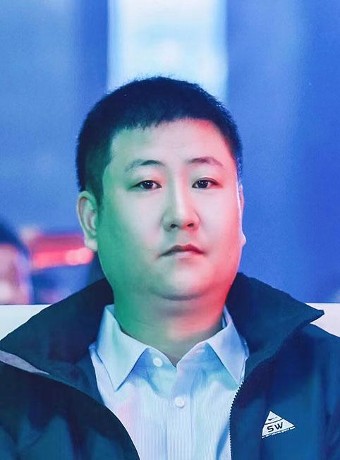 张磊