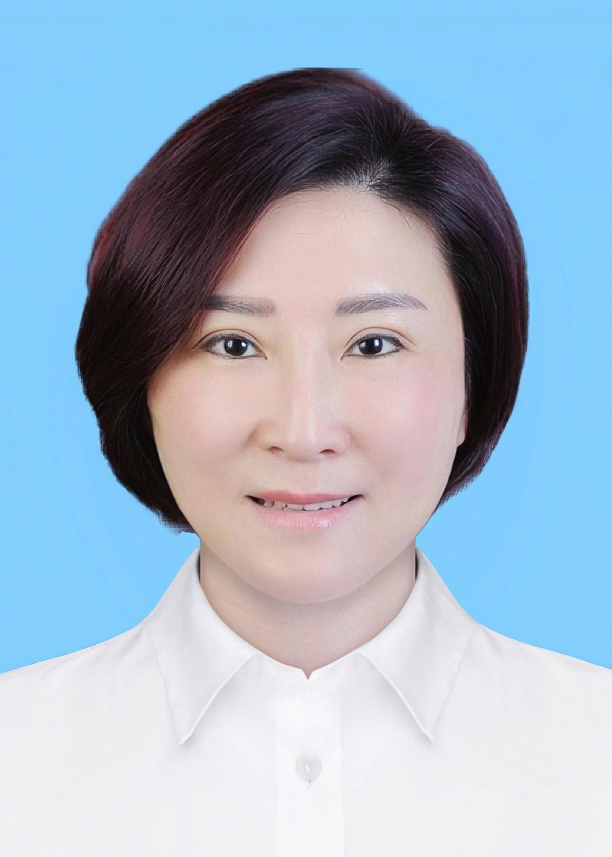 尹馨翎