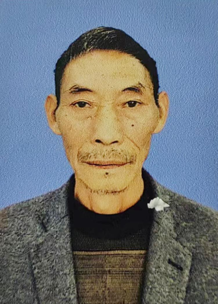 胡天学